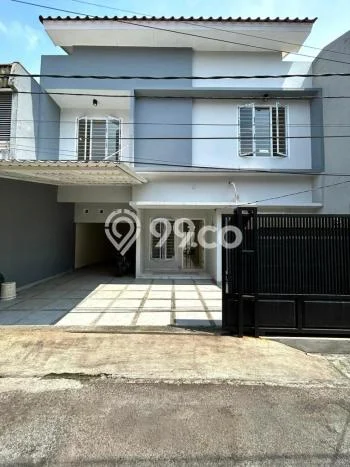 Siap Huni Rumah Mewah 4 Kamar di Tebet Dekat ke Mana Saja Siap Huni Rumah Mewah 4 Kamar di Tebet Dekat ke Mana Saja