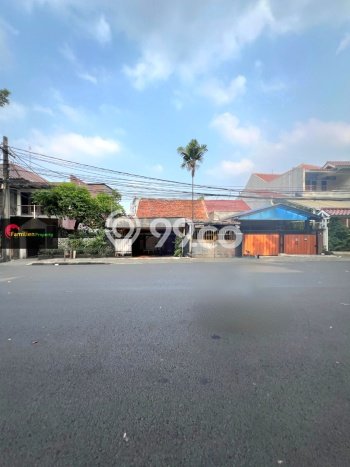 PENAWARAN TERBAIK! Rumah Premium area Kebayoran Baru, Luas 294m2m² Bangunan 250m2m² PENAWARAN TERBAIK! Rumah Premium area Kebayoran Baru, Luas 294m2m² Bangunan 250m2m²