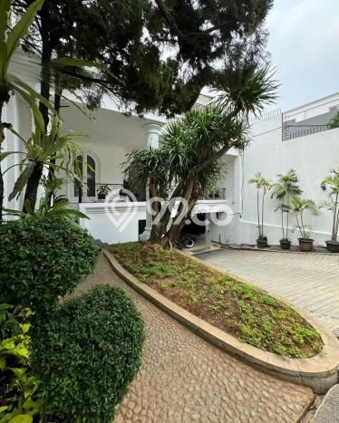 Kesempatan Memiliki Rumah Terawat di Kawasan Kemang, Jakarta Selatan Kesempatan Memiliki Rumah Terawat di Kawasan Kemang, Jakarta Selatan