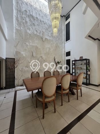 Rumah Elit LB 315m2 Siap Pakai Desain Elegan di Pondok Indah, Jakarta Selatan Rumah Elit LB 315m2 Siap Pakai Desain Elegan di Pondok Indah, Jakarta Selatan