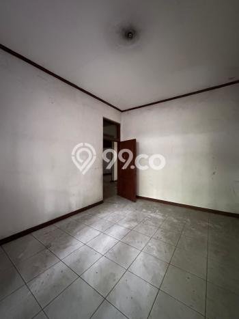 SIAP HUNI! Rumah Strategis area Kebayoran Baru, Luas 1000m2m² LB 500m2m² SIAP HUNI! Rumah Strategis area Kebayoran Baru, Luas 1000m2m² LB 500m2m²