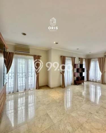 Rumah Luxury Modern Tanpa Renovasi di Pondok Indah Jakarta Selatan Rumah Luxury Modern Tanpa Renovasi di Pondok Indah Jakarta Selatan