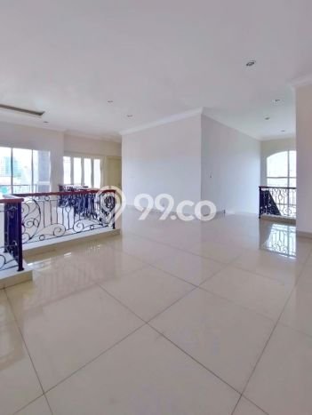 Jual Rumah Luas Megah Dengan View Eksklusif di Pejaten, Jakarta Selatan Jual Rumah Luas Megah Dengan View Eksklusif di Pejaten, Jakarta Selatan