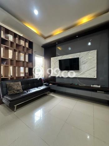 Dijual Rumah Mewah Elegan Dengan View Eksklusif di Tanjung Barat, Jakarta Selatan Dijual Rumah Mewah Elegan Dengan View Eksklusif di Tanjung Barat, Jakarta Selatan