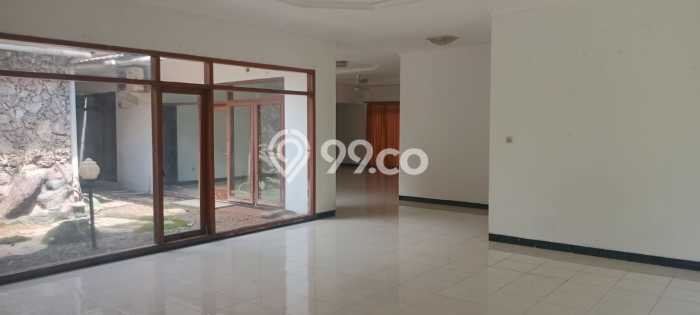 For Sale! Luxury House LT 1074m2 Desain Modern di Kemang For Sale! Luxury House LT 1074m2 Desain Modern di Kemang