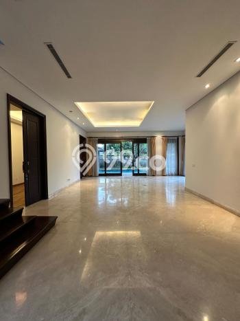 Rumah Elit Modern Tanpa Renovasi di Pondok Indah Jakarta Selatan Rumah Elit Modern Tanpa Renovasi di Pondok Indah Jakarta Selatan