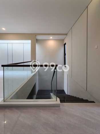 NEW LISTING! Rumah Premium di Cipete, Luas 216m² LB 400m² NEW LISTING! Rumah Premium di Cipete, Luas 216m² LB 400m²