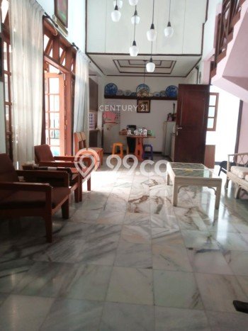 Rumah Luxury Modern Tanpa Renovasi di Lebak Bulus Jakarta Selatan Rumah Luxury Modern Tanpa Renovasi di Lebak Bulus Jakarta Selatan