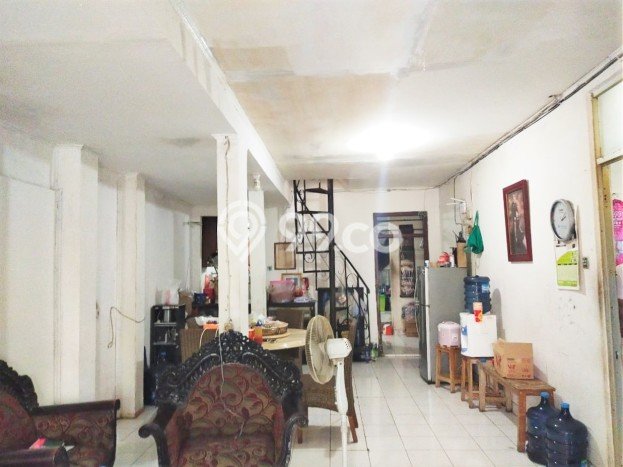 Rumah Strategis Modern Lb 150m2 di Kebayoran Baru, Jakarta Selatan Rumah Strategis Modern Lb 150m2 di Kebayoran Baru, Jakarta Selatan