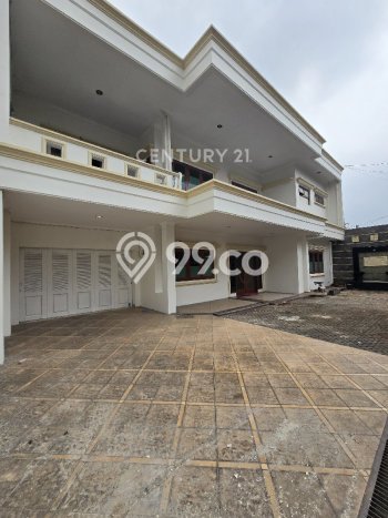 Rumah Mewah Siap Huni LT 360m2 di Tebet, Jakarta Selatan Rumah Mewah Siap Huni LT 360m2 di Tebet, Jakarta Selatan