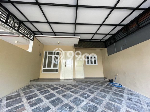 Rumah Kontrakan Jakarta Selatan LT 156m2 LB 240m2 Area Pondok Indah Rumah Kontrakan Jakarta Selatan LT 156m2 LB 240m2 Area Pondok Indah