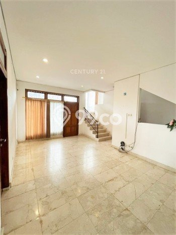 HARGA SPESIAL! Rumah kawasan , Dekat Pusat Kota, 6 KM, Luas 170m2m² LB 270m2m² HARGA SPESIAL! Rumah kawasan , Dekat Pusat Kota, 6 KM, Luas 170m2m² LB 270m2m²