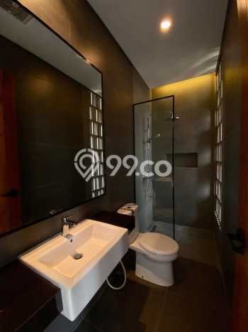 Rumah Luxury Modern Tanpa Renovasi di Pondok Indah Jakarta Selatan Rumah Luxury Modern Tanpa Renovasi di Pondok Indah Jakarta Selatan