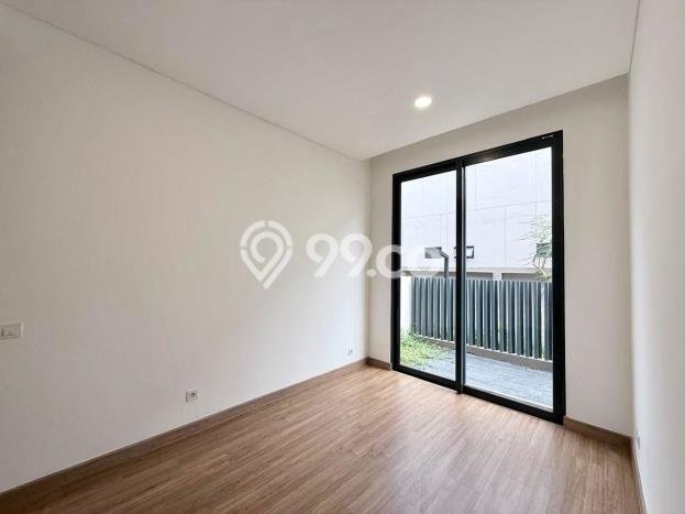 Rumah Elit LB 398m2 Siap Huni Desain Elegan di BSD, Tangerang Rumah Elit LB 398m2 Siap Huni Desain Elegan di BSD, Tangerang