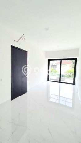 Rumah Elit LB 365m2 Siap Huni Desain Elegan di BSD De Park, Tangerang Rumah Elit LB 365m2 Siap Huni Desain Elegan di BSD De Park, Tangerang