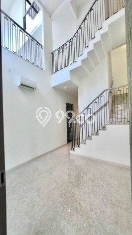 Jual Rumah Mewah Megah Dengan View Cantik di BSD City, Tangerang Jual Rumah Mewah Megah Dengan View Cantik di BSD City, Tangerang