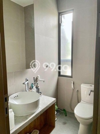 Rumah Mewah LB 248m2 Siap Pakai Desain Elegan di BSD Green Wich, Tangerang Rumah Mewah LB 248m2 Siap Pakai Desain Elegan di BSD Green Wich, Tangerang