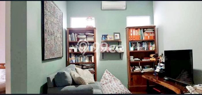 For Sale! Luxury House LT 180m2 Desain Elegan di BSD Foresta For Sale! Luxury House LT 180m2 Desain Elegan di BSD Foresta