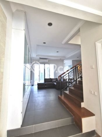 Jual Rumah Luas Elegan Dengan View Eksklusif di BSD Green Wich, Tangerang Jual Rumah Luas Elegan Dengan View Eksklusif di BSD Green Wich, Tangerang
