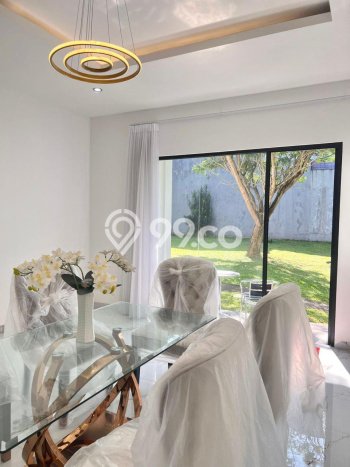 Jual Rumah Mewah Elegan Dengan View Cantik di BSD Foresta, Tangerang Jual Rumah Mewah Elegan Dengan View Cantik di BSD Foresta, Tangerang