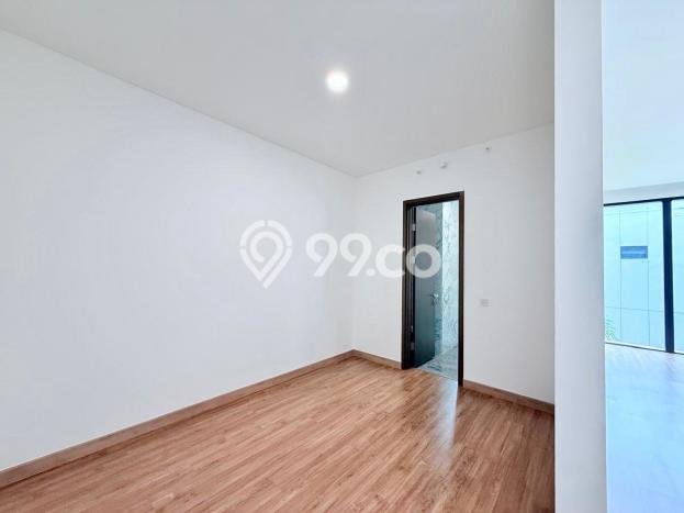 Rumah Elit LB 398m2 Siap Huni Desain Elegan di BSD, Tangerang Rumah Elit LB 398m2 Siap Huni Desain Elegan di BSD, Tangerang