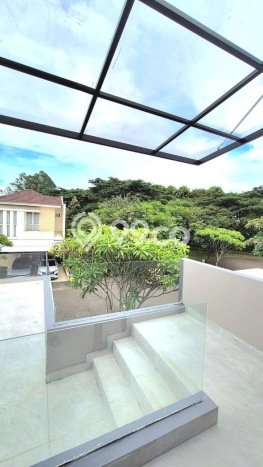 Rumah Elit LB 365m2 Siap Huni Desain Elegan di BSD De Park, Tangerang Rumah Elit LB 365m2 Siap Huni Desain Elegan di BSD De Park, Tangerang