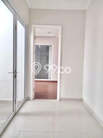 Rumah Luxury Modern Tanpa Renovasi di BSD Green Wich Tangerang Rumah Luxury Modern Tanpa Renovasi di BSD Green Wich Tangerang