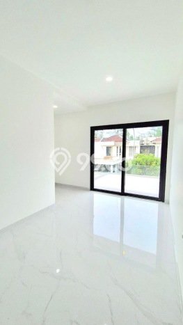 Rumah Elit LB 365m2 Siap Huni Desain Elegan di BSD De Park, Tangerang Rumah Elit LB 365m2 Siap Huni Desain Elegan di BSD De Park, Tangerang