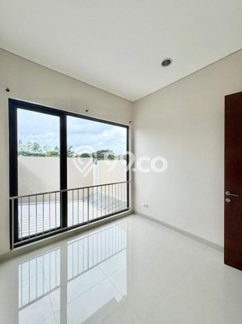 Rumah Luxury Modern Siap Huni di BSD De Park Tangerang Rumah Luxury Modern Siap Huni di BSD De Park Tangerang