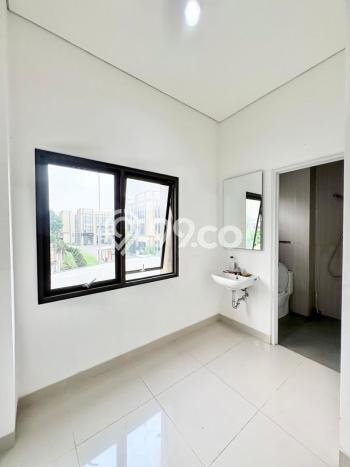 Jual Ruko Kawasan BSD City, Luas 178m2m², Area Bisnis Jual Ruko Kawasan BSD City, Luas 178m2m², Area Bisnis