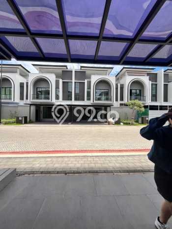 Rumah Mewah Dijual LT 144m2 di BSD, Tangerang Selatan Rumah Mewah Dijual LT 144m2 di BSD, Tangerang Selatan