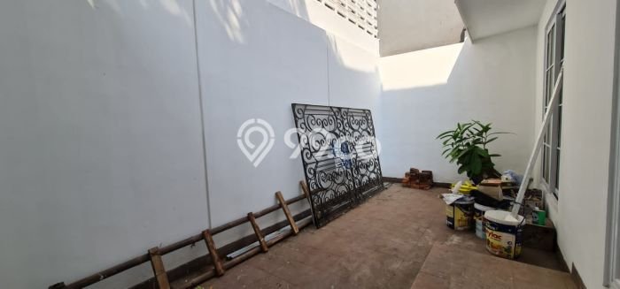 Ready to Use! Luxury House LT 162m2 Desain Modern di BSD Taman Provence Ready to Use! Luxury House LT 162m2 Desain Modern di BSD Taman Provence