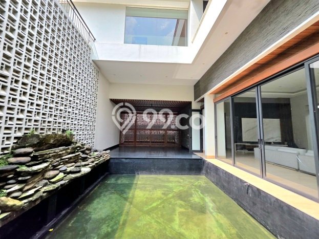Rumah Elit Modern Tanpa Renovasi di BSD Bukit Golf Tangerang Rumah Elit Modern Tanpa Renovasi di BSD Bukit Golf Tangerang