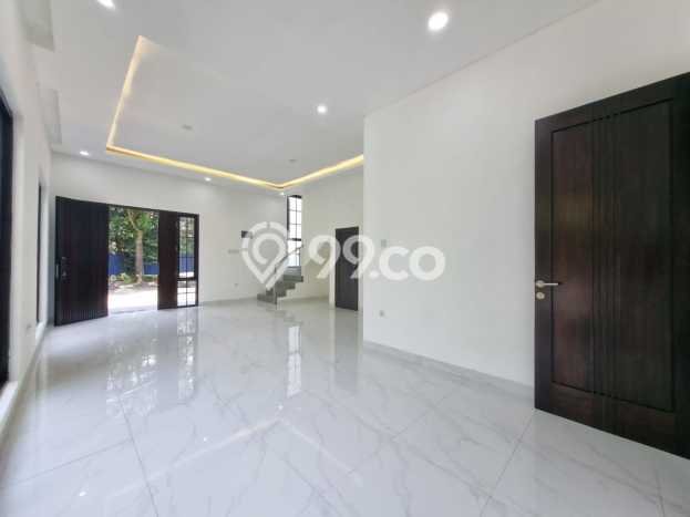 Rumah Mewah LB 140m2 Siap Huni Desain Elegan di Graha Raya Bintaro, Tangerang Selatan Rumah Mewah LB 140m2 Siap Huni Desain Elegan di Graha Raya Bintaro, Tangerang Selatan