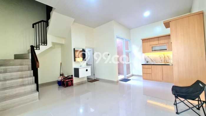 Dijual Hunian Rumah Terawat 3 KT di BSD Green Wich, Tangerang Dijual Hunian Rumah Terawat 3 KT di BSD Green Wich, Tangerang