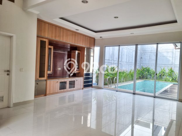 Dijual Rumah Mewah Megah Dengan View Cantik di BSD Green Wich, Tangerang Dijual Rumah Mewah Megah Dengan View Cantik di BSD Green Wich, Tangerang