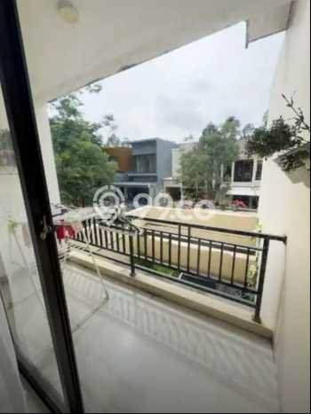 Rumah Elit LB 220m2 Siap Huni Desain Elegan di BSD Green Wich, Tangerang Rumah Elit LB 220m2 Siap Huni Desain Elegan di BSD Green Wich, Tangerang