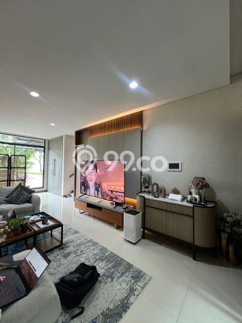 Jual Rumah Luas Elegan Dengan View Eksklusif di BSD Green Wich, Tangerang Jual Rumah Luas Elegan Dengan View Eksklusif di BSD Green Wich, Tangerang