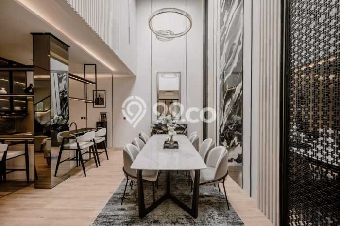Jual Rumah Mewah Megah Dengan View Eksklusif di BSD Green Wich, Tangerang Jual Rumah Mewah Megah Dengan View Eksklusif di BSD Green Wich, Tangerang