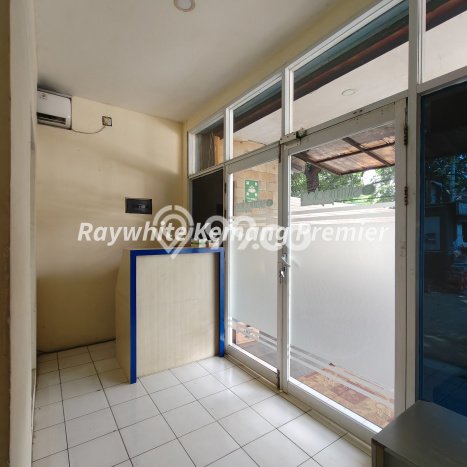 Unit Kantor Dijual di Pasar Minggu Jakarta Selatan Luas Tanah 121m2, Luas Bangunan 280m2 Unit Kantor Dijual di Pasar Minggu Jakarta Selatan Luas Tanah 121m2, Luas Bangunan 280m2