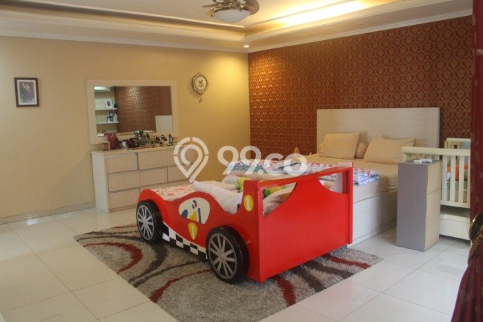 Siap Huni Hunian Elit 4 Kamar di Cilandak Dekat ke Mana Pun Siap Huni Hunian Elit 4 Kamar di Cilandak Dekat ke Mana Pun