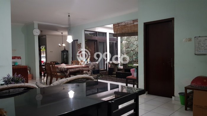 Rumah Mewah LB 200m2 Siap Pakai Desain Elegan di Kemang, Jakarta Selatan Rumah Mewah LB 200m2 Siap Pakai Desain Elegan di Kemang, Jakarta Selatan
