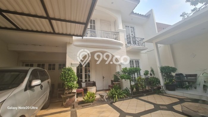 Rumah Elit LB 325m2 Siap Huni Desain Elegan di Kalibata, Jakarta Selatan Rumah Elit LB 325m2 Siap Huni Desain Elegan di Kalibata, Jakarta Selatan