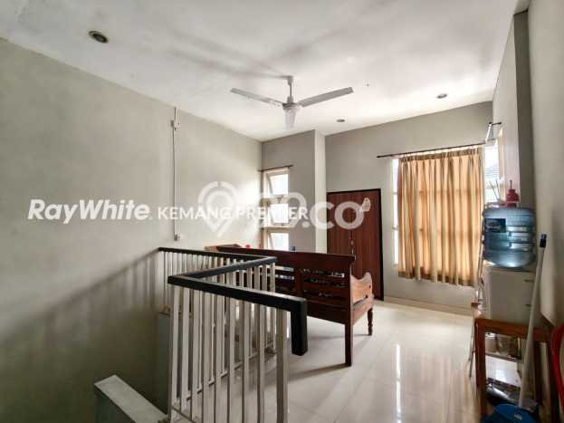 Jual Rumah Favorit Siap Huni LB 200m2 di Jagakarsa, Jakarta Selatan Jual Rumah Favorit Siap Huni LB 200m2 di Jagakarsa, Jakarta Selatan