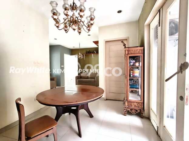 Jual Rumah Favorit Siap Huni LB 200m2 di Jagakarsa, Jakarta Selatan Jual Rumah Favorit Siap Huni LB 200m2 di Jagakarsa, Jakarta Selatan