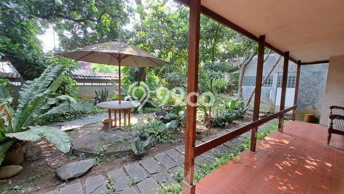 Rumah Elit Modern Siap Huni di Kalibata Jakarta Selatan Rumah Elit Modern Siap Huni di Kalibata Jakarta Selatan