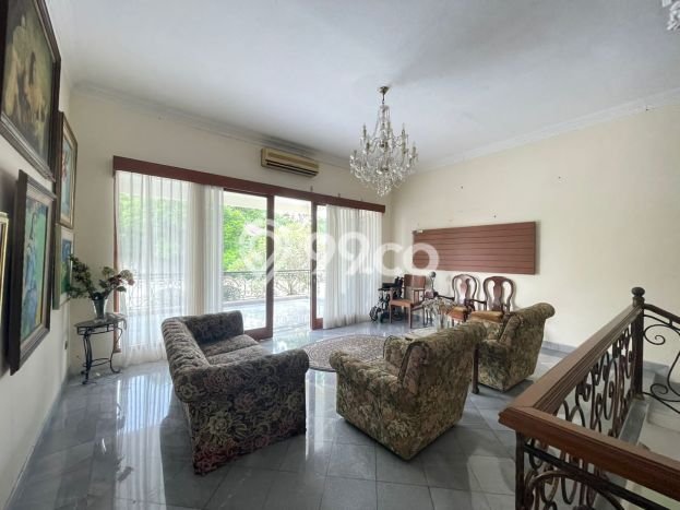 Dijual Rumah Premium dengan Fasilitas Sekitar Lengkap di Cilandak, Jakarta Selatan Dijual Rumah Premium dengan Fasilitas Sekitar Lengkap di Cilandak, Jakarta Selatan