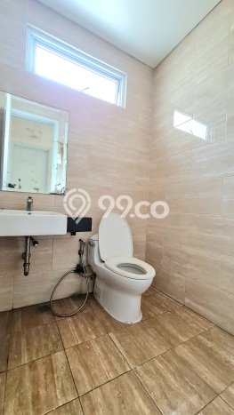 Rumah Luxury Modern Tanpa Renovasi di BSD Tangerang Rumah Luxury Modern Tanpa Renovasi di BSD Tangerang