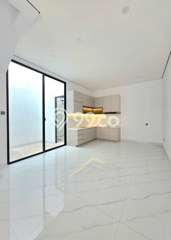Rumah Modern Cantik 3 KT Bisa Langsung Pindah di BSD Rumah Modern Cantik 3 KT Bisa Langsung Pindah di BSD