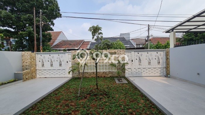 For Sale! Premium House LT 250m2 Desain Modern di BSD For Sale! Premium House LT 250m2 Desain Modern di BSD
